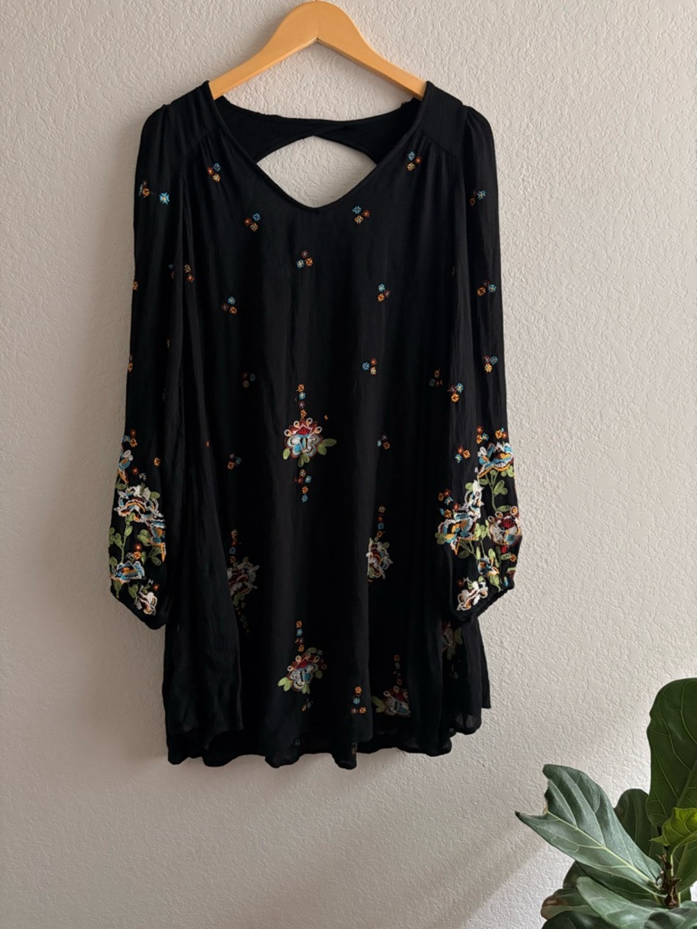 Free People Oxford Embroidered Shift Dress Boho Indie Long Sleeve Size XS Black